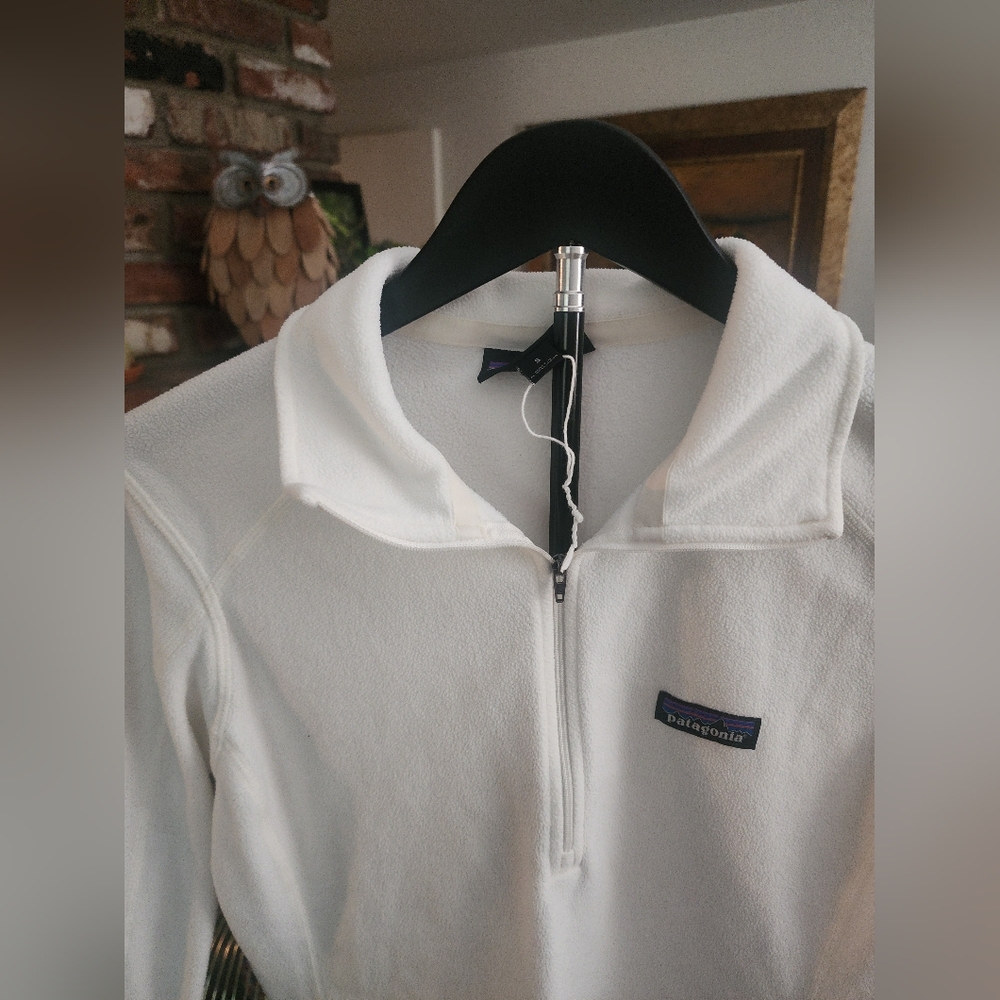 Patagonia White Quarter-Zip Fleece Pullover - Picture 2 of 8